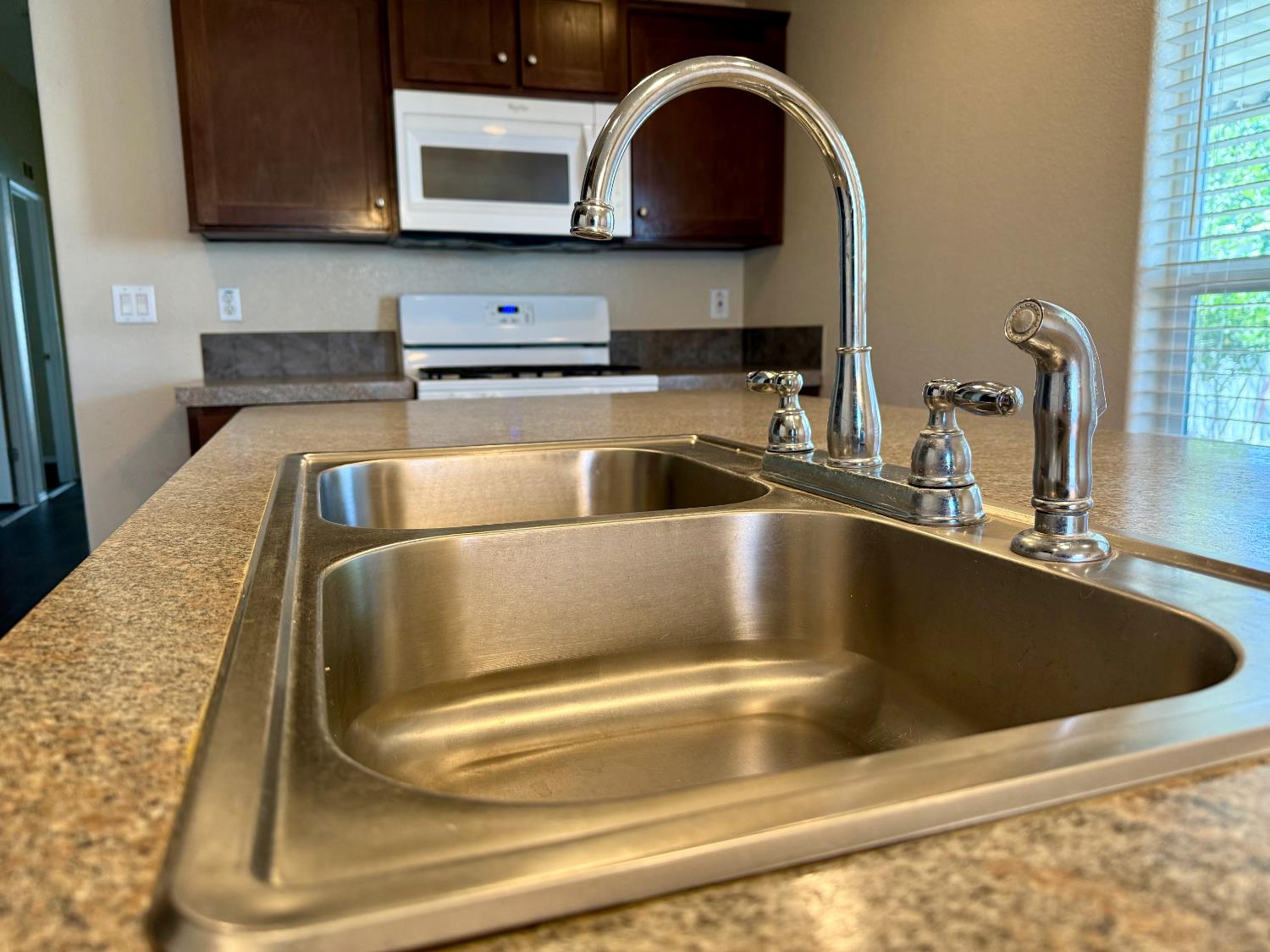 1218 E Cleveland Ave #SP 63, Madera, CA 93638