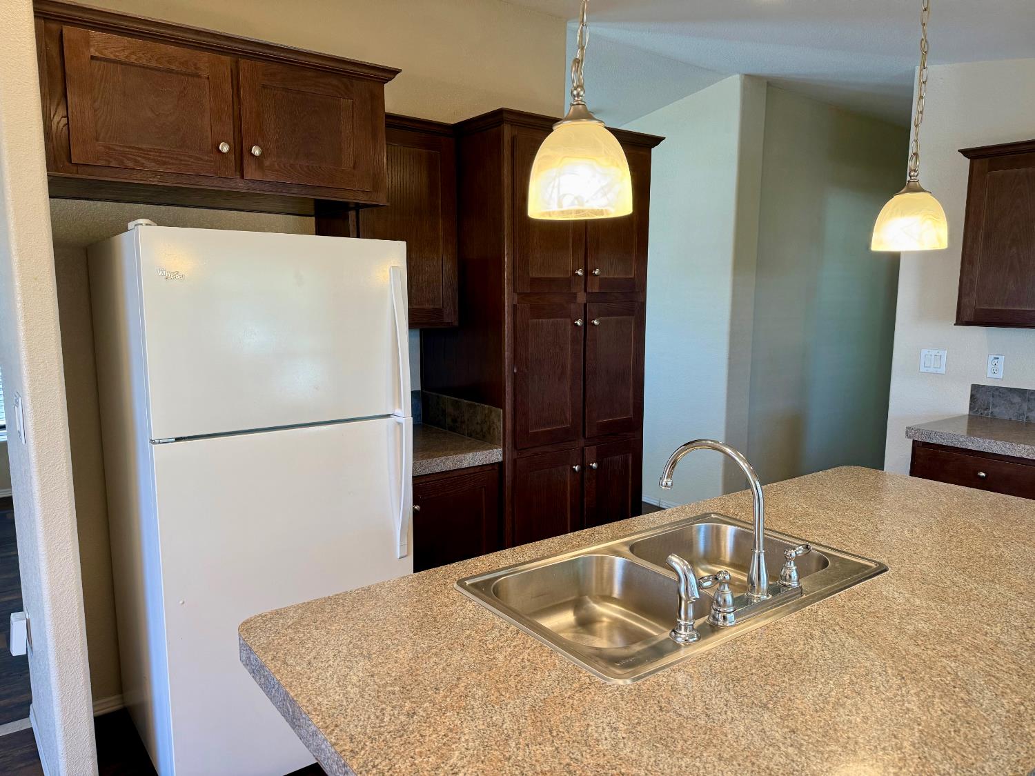 1218 E Cleveland Ave #SP 63, Madera, CA 93638
