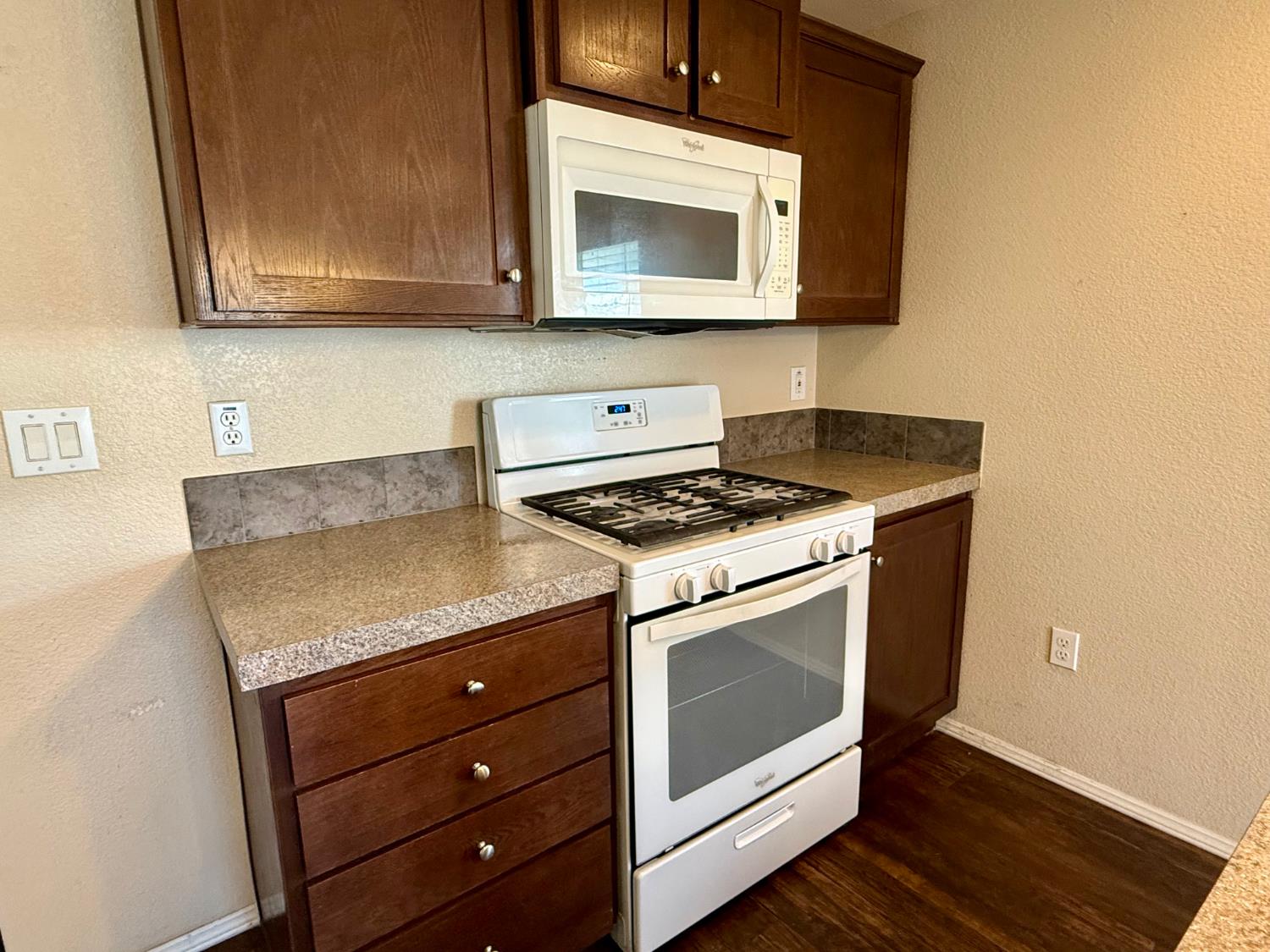 1218 E Cleveland Ave #SP 63, Madera, CA 93638