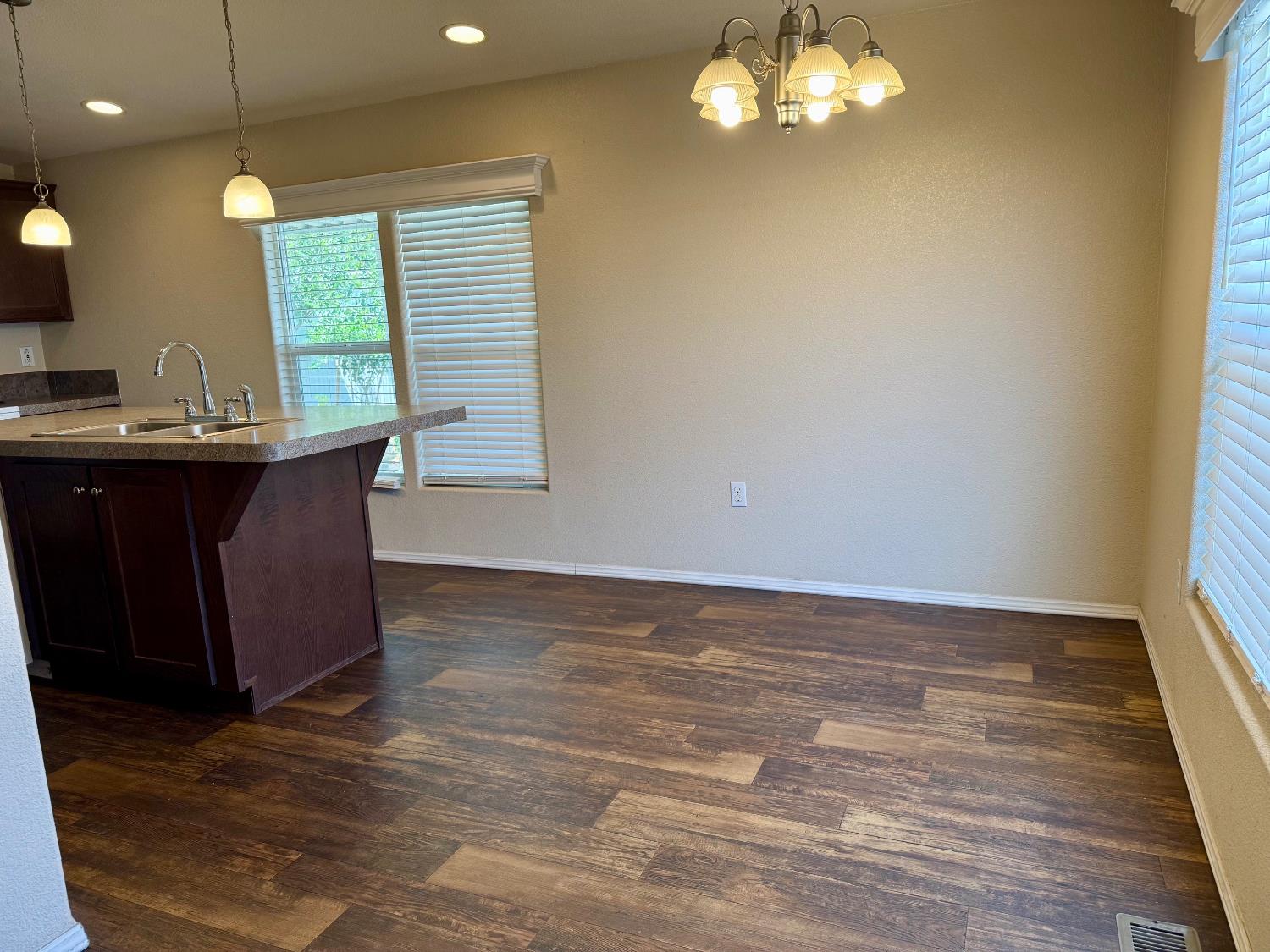 1218 E Cleveland Ave #SP 63, Madera, CA 93638