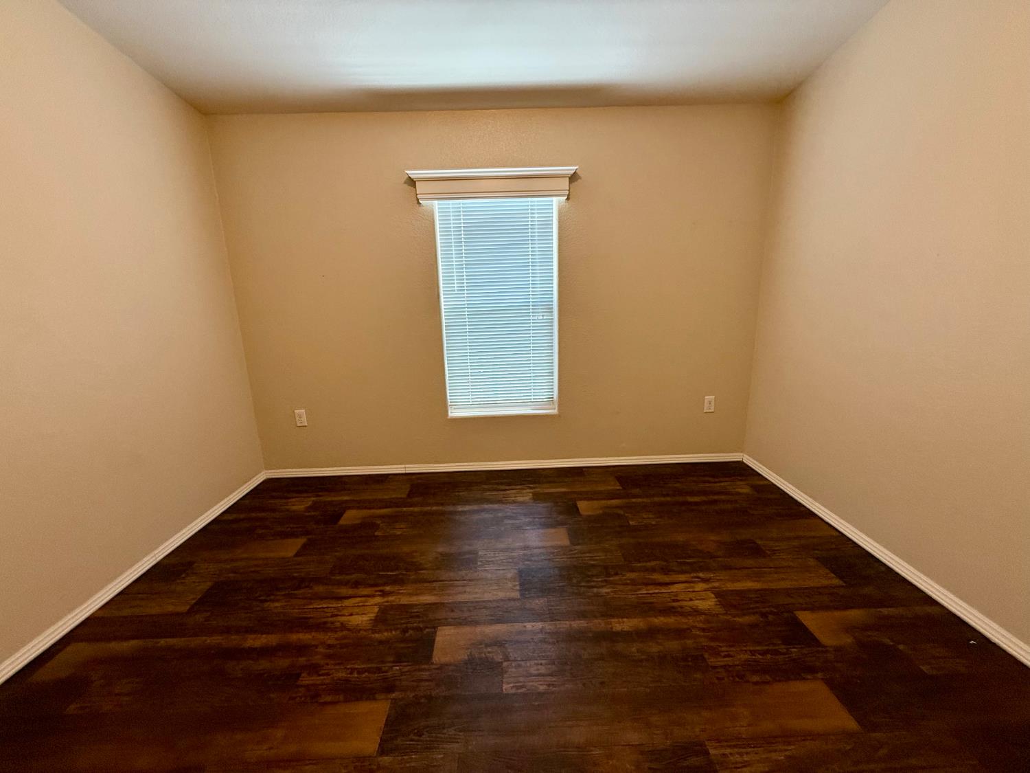 1218 E Cleveland Ave #SP 63, Madera, CA 93638