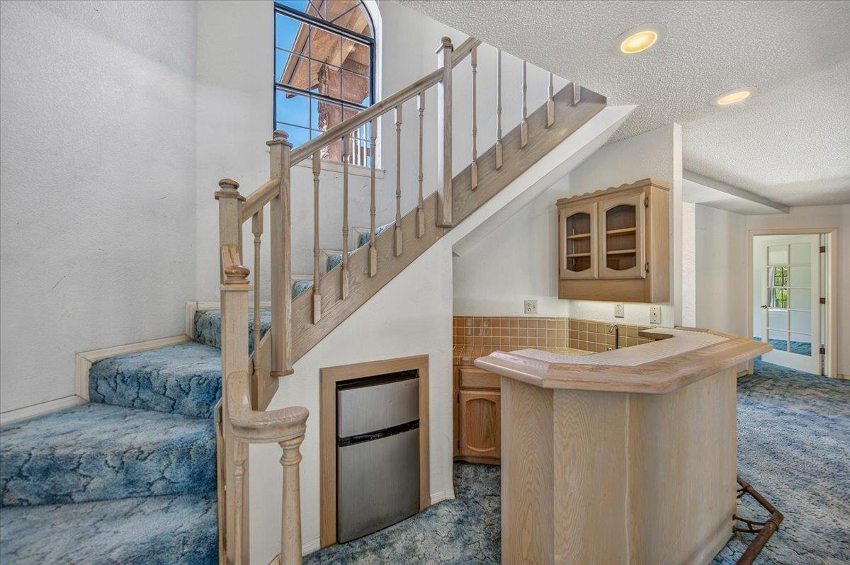 493 W Bluff Ave, Fresno, CA 93711
