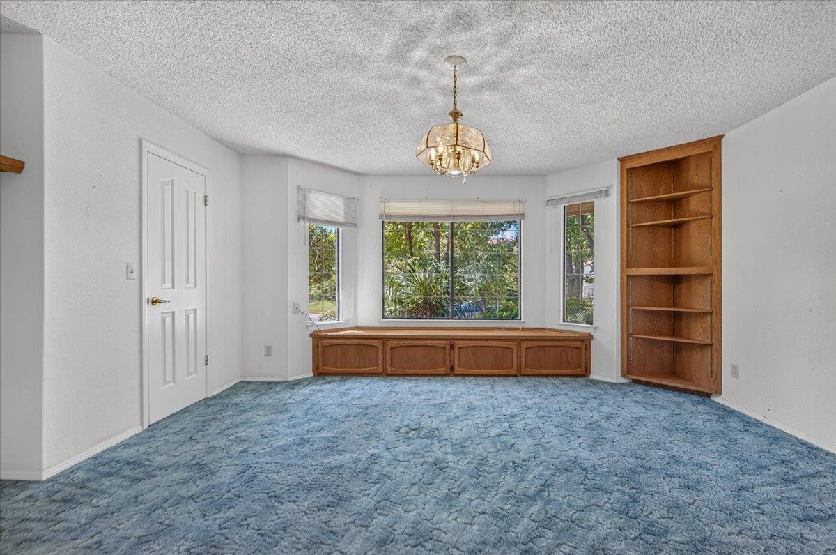493 W Bluff Ave, Fresno, CA 93711