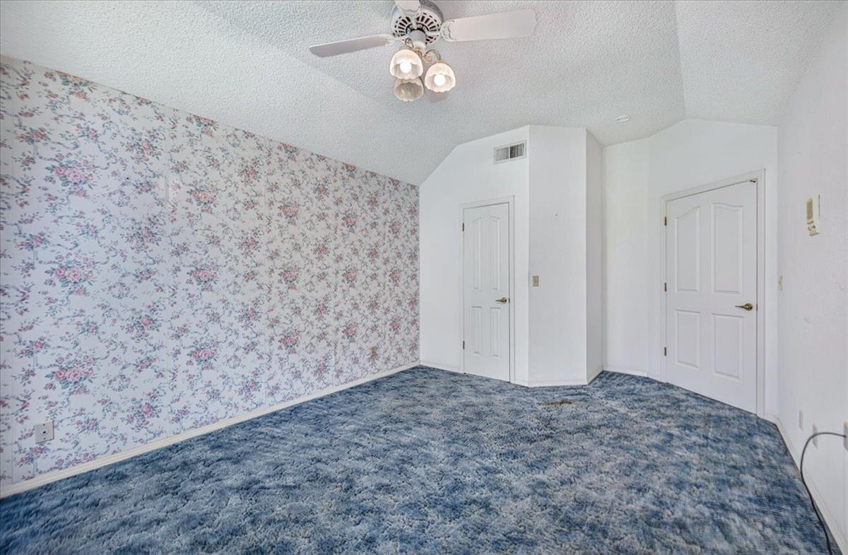 493 W Bluff Ave, Fresno, CA 93711