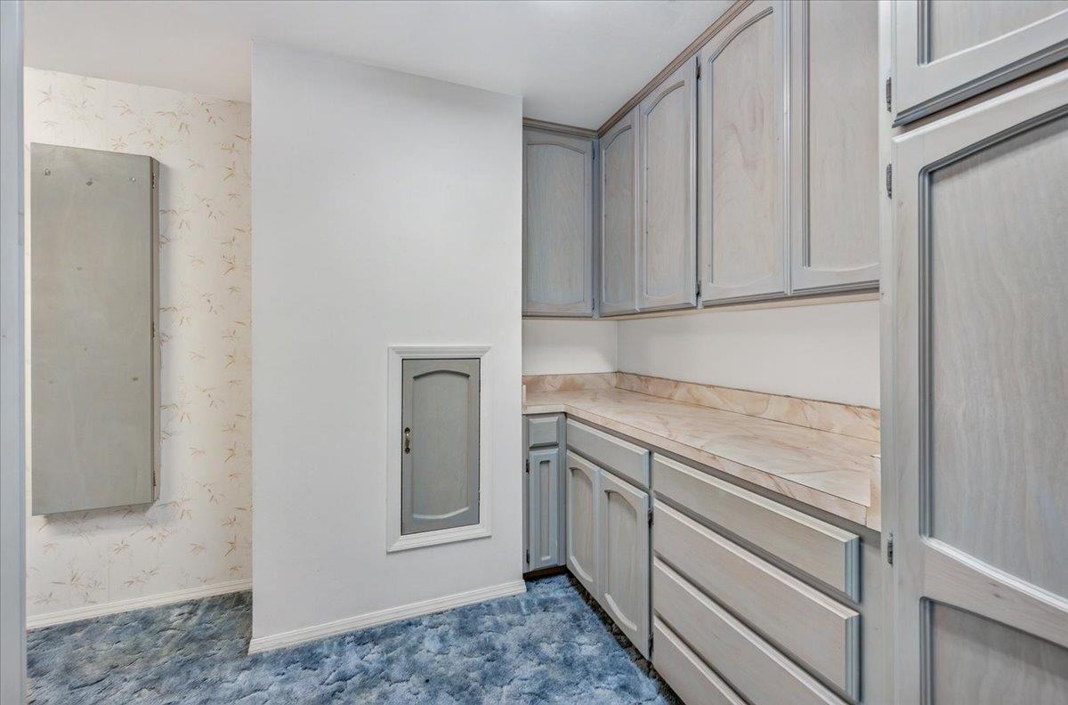 493 W Bluff Ave, Fresno, CA 93711