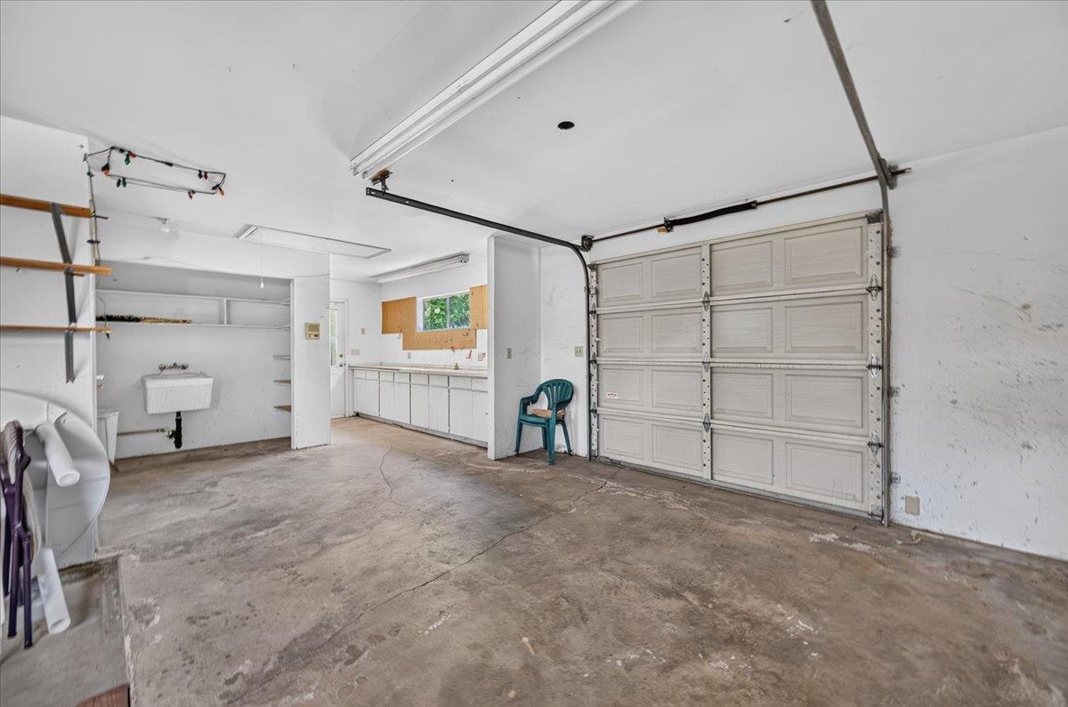 493 W Bluff Ave, Fresno, CA 93711