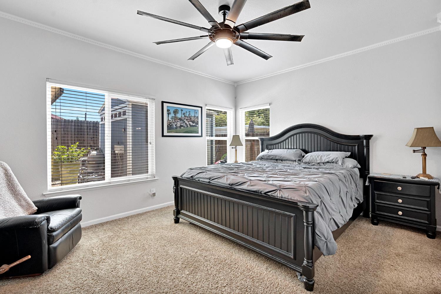2956 Griffith Ave, Clovis, CA 93611