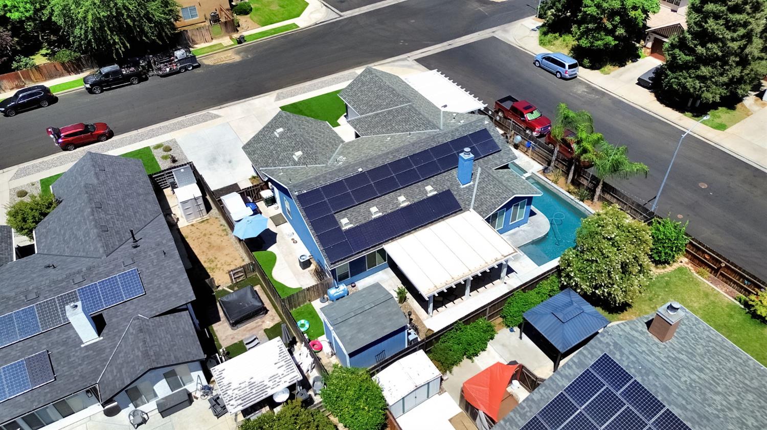 2956 Griffith Ave, Clovis, CA 93611