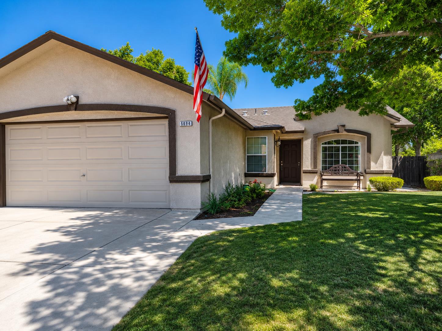 5694 N Connie Ave, Fresno, CA 93722