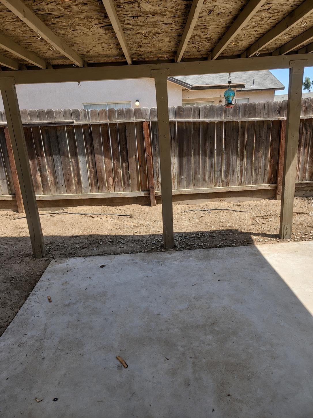 5694 N Connie Ave, Fresno, CA 93722