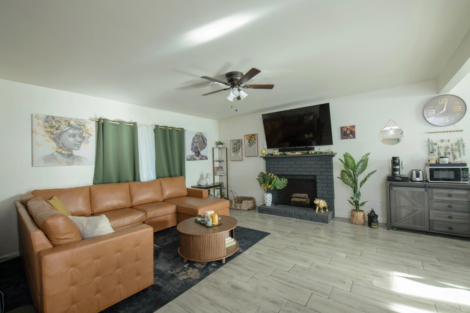 3061 cindy Ave, Clovis, CA 93612