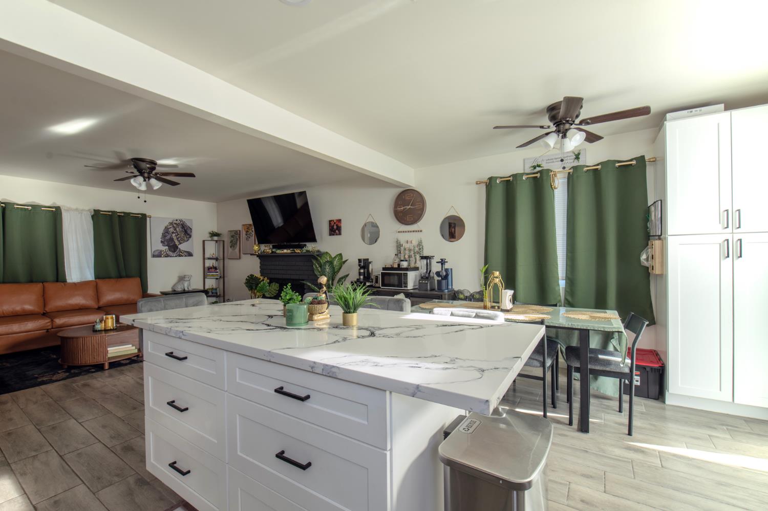 3061 cindy Ave, Clovis, CA 93612