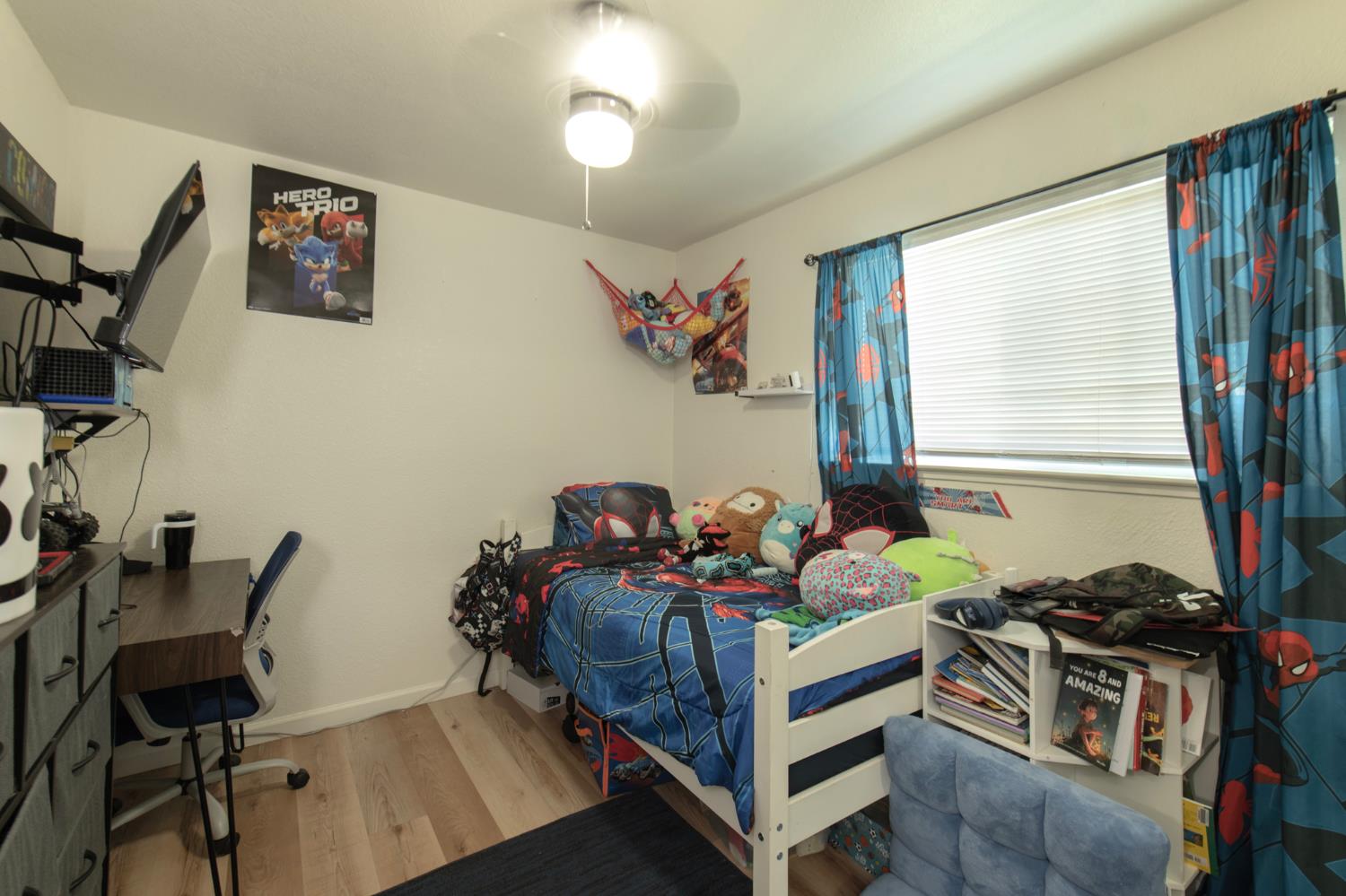 3061 cindy Ave, Clovis, CA 93612