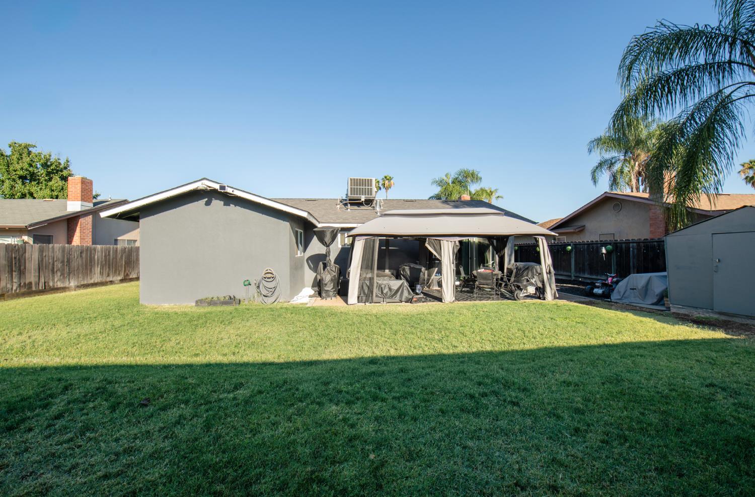 3061 cindy Ave, Clovis, CA 93612