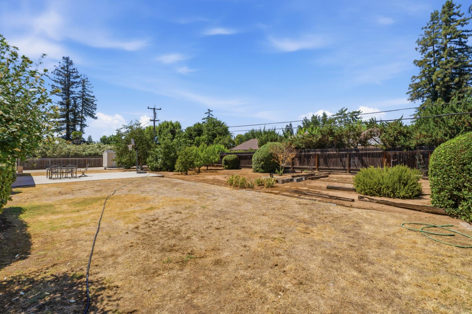 2530 W Fir Ave, Fresno, CA 93711