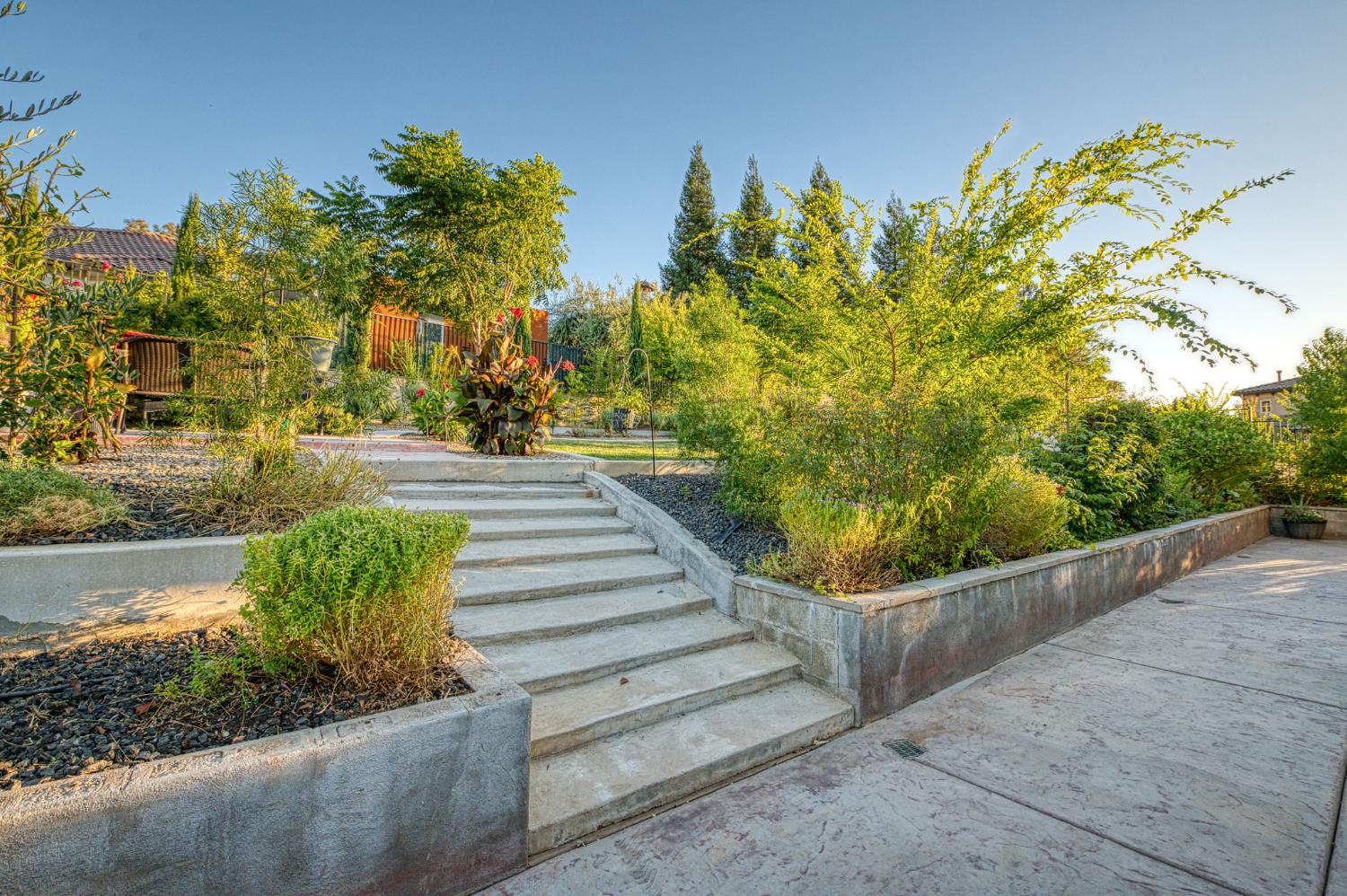 21853 Westmere Ln, Friant, CA 93626