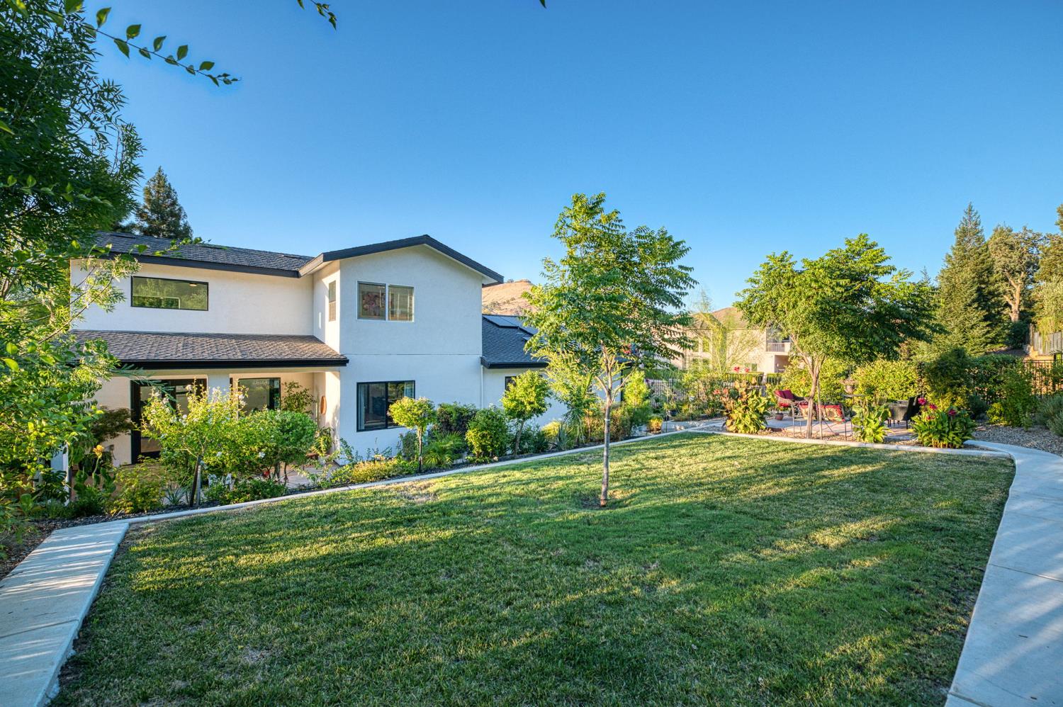 21853 Westmere Ln, Friant, CA 93626