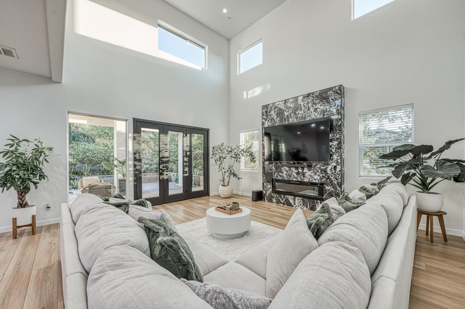 21853 Westmere Ln, Friant, CA 93626