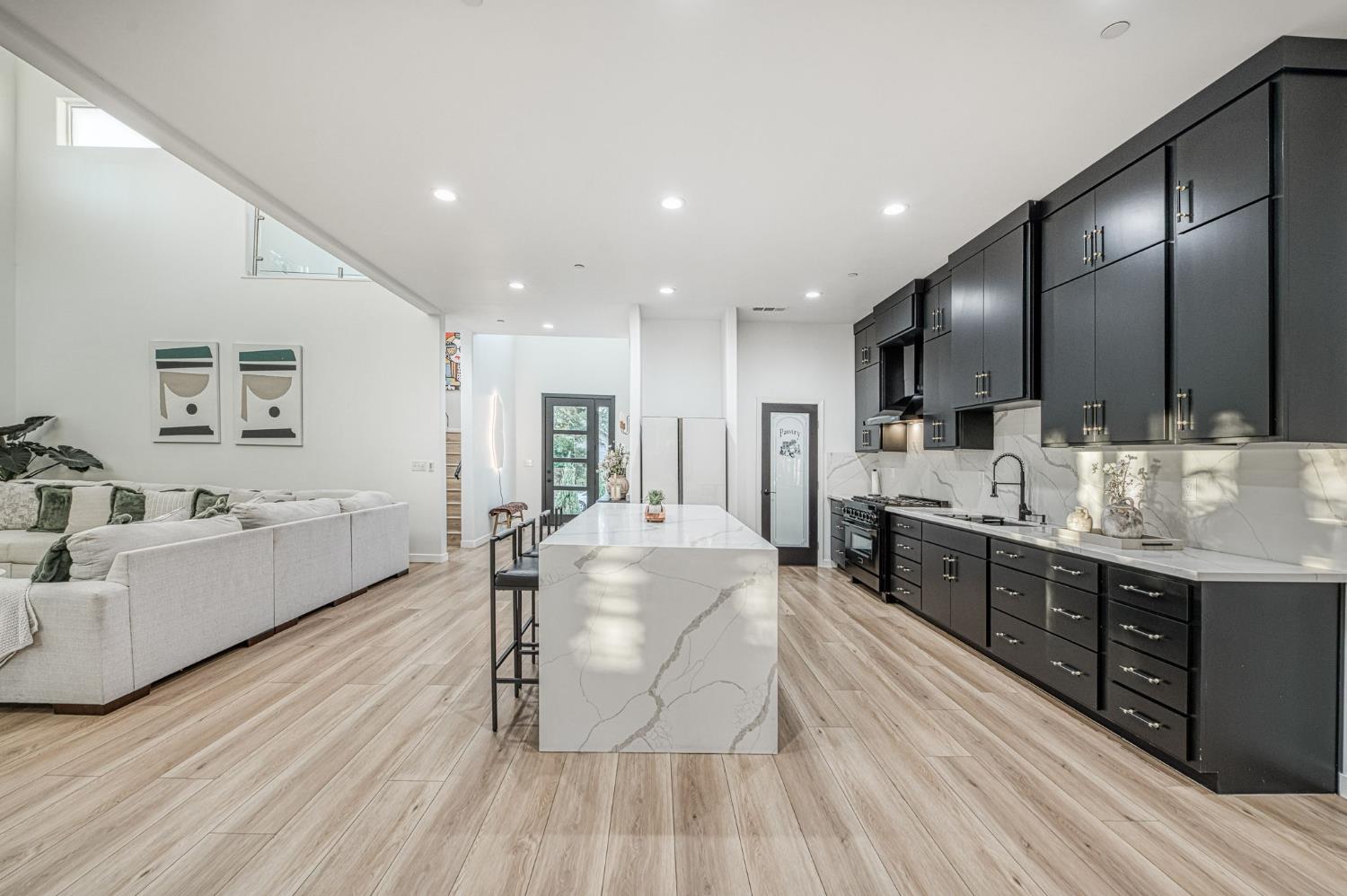 21853 Westmere Ln, Friant, CA 93626