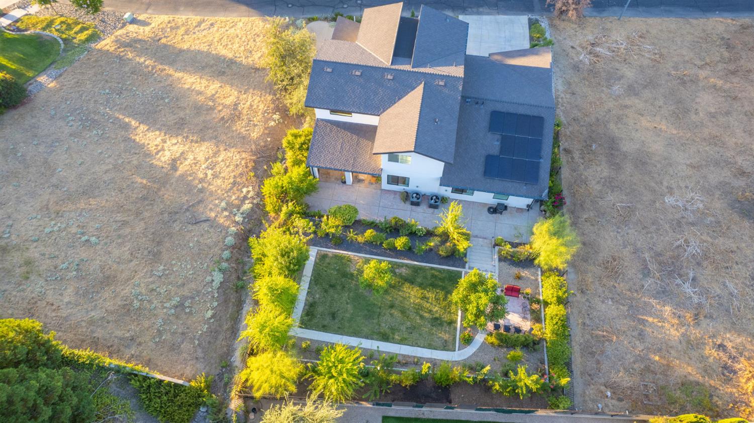 21853 Westmere Ln, Friant, CA 93626