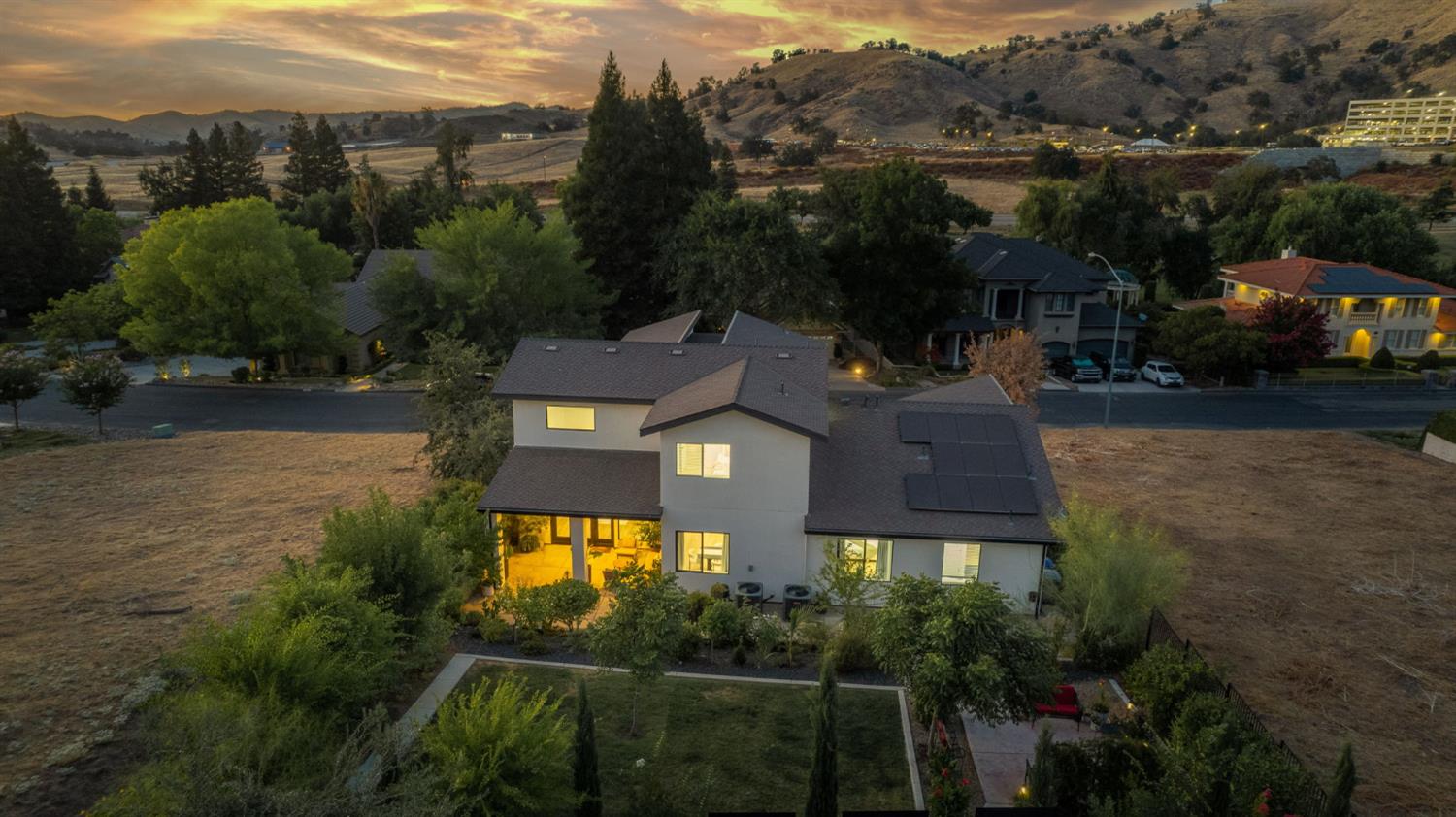 21853 Westmere Ln, Friant, CA 93626