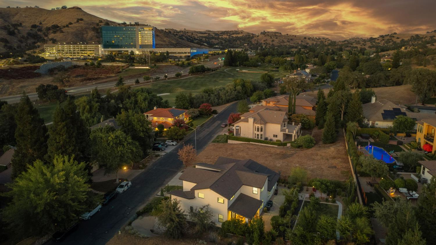 21853 Westmere Ln, Friant, CA 93626