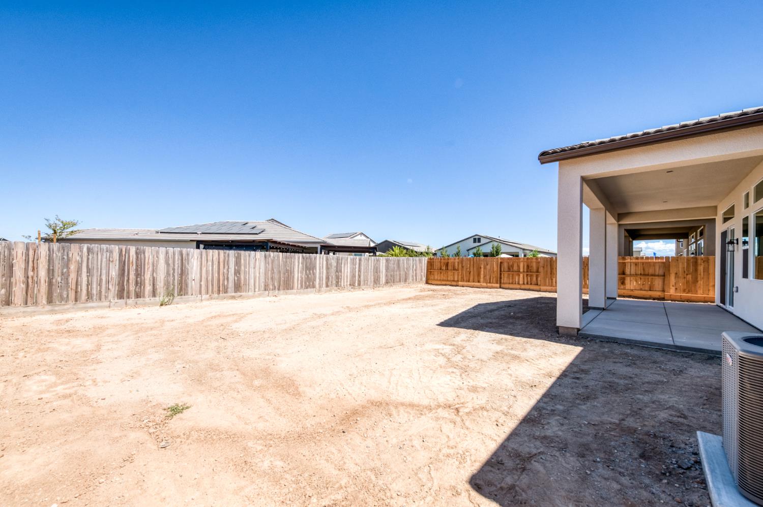 952 Peters Rd S, Madera, CA 93636