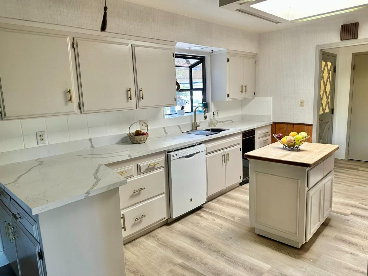 436 W Twain Ave, Fresno, CA 93704