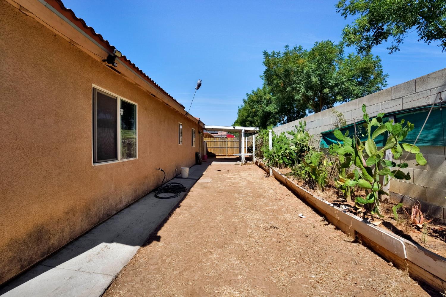 1639 Jaden Ct, Madera, CA 93638
