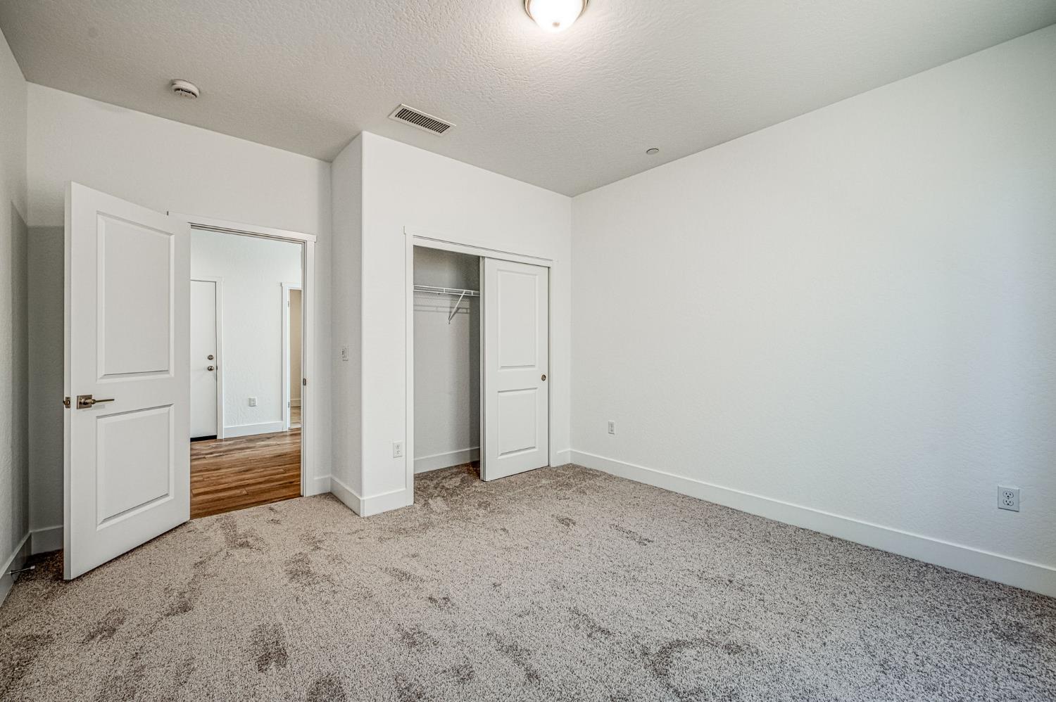 967 Talus Way S, Madera, CA 93636