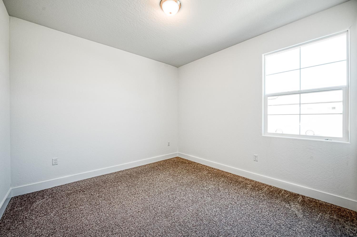 967 Talus Way S, Madera, CA 93636