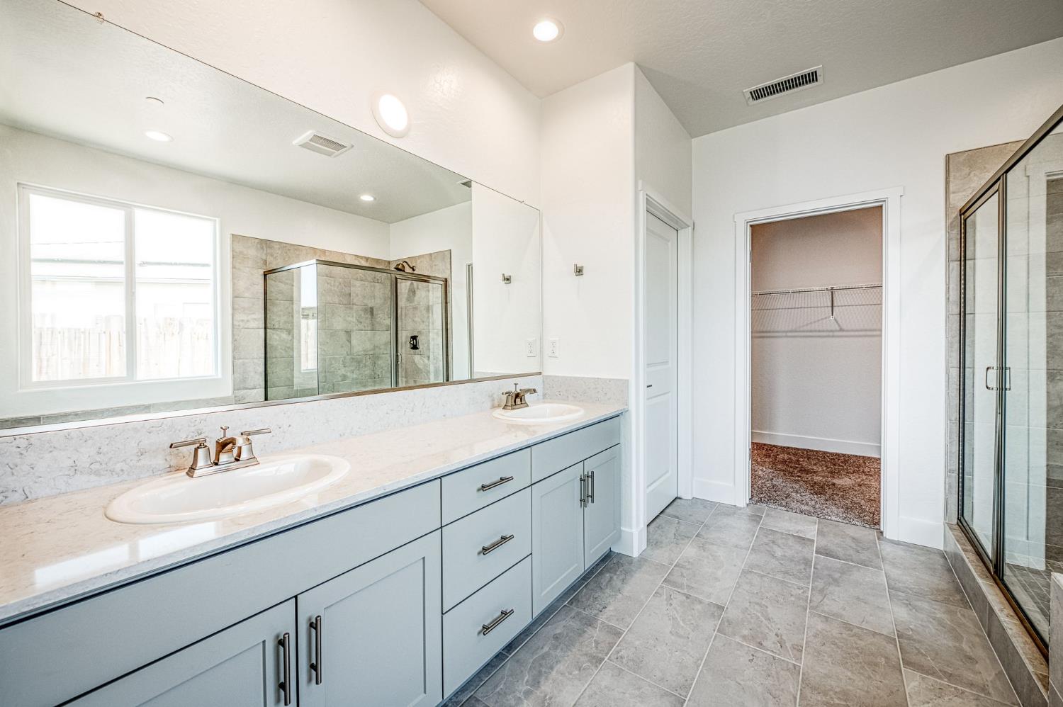967 Talus Way S, Madera, CA 93636