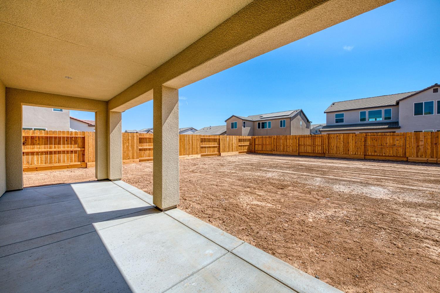 989 Talus Way S, Madera, CA 93636
