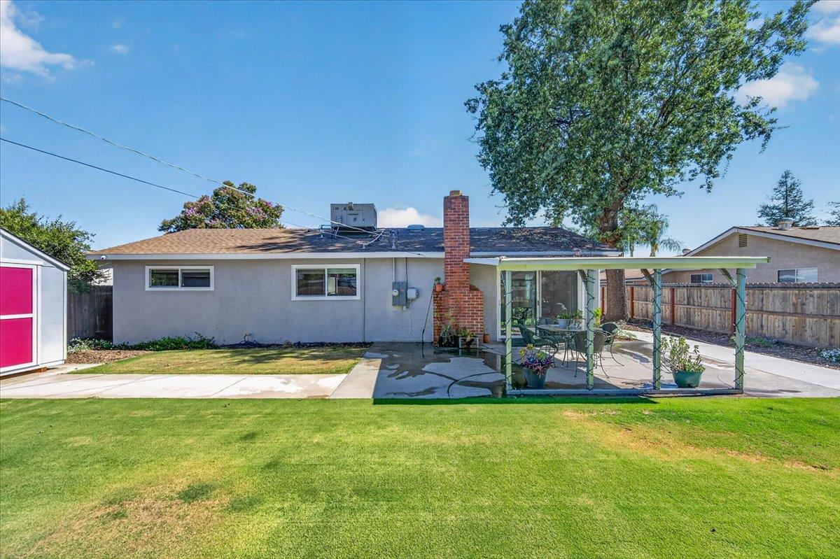 519 SAN JOSE Ave, Clovis, CA 93612