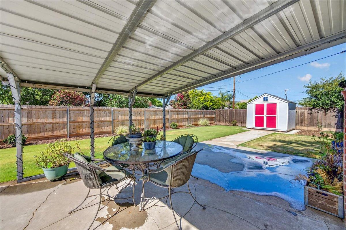 519 SAN JOSE Ave, Clovis, CA 93612