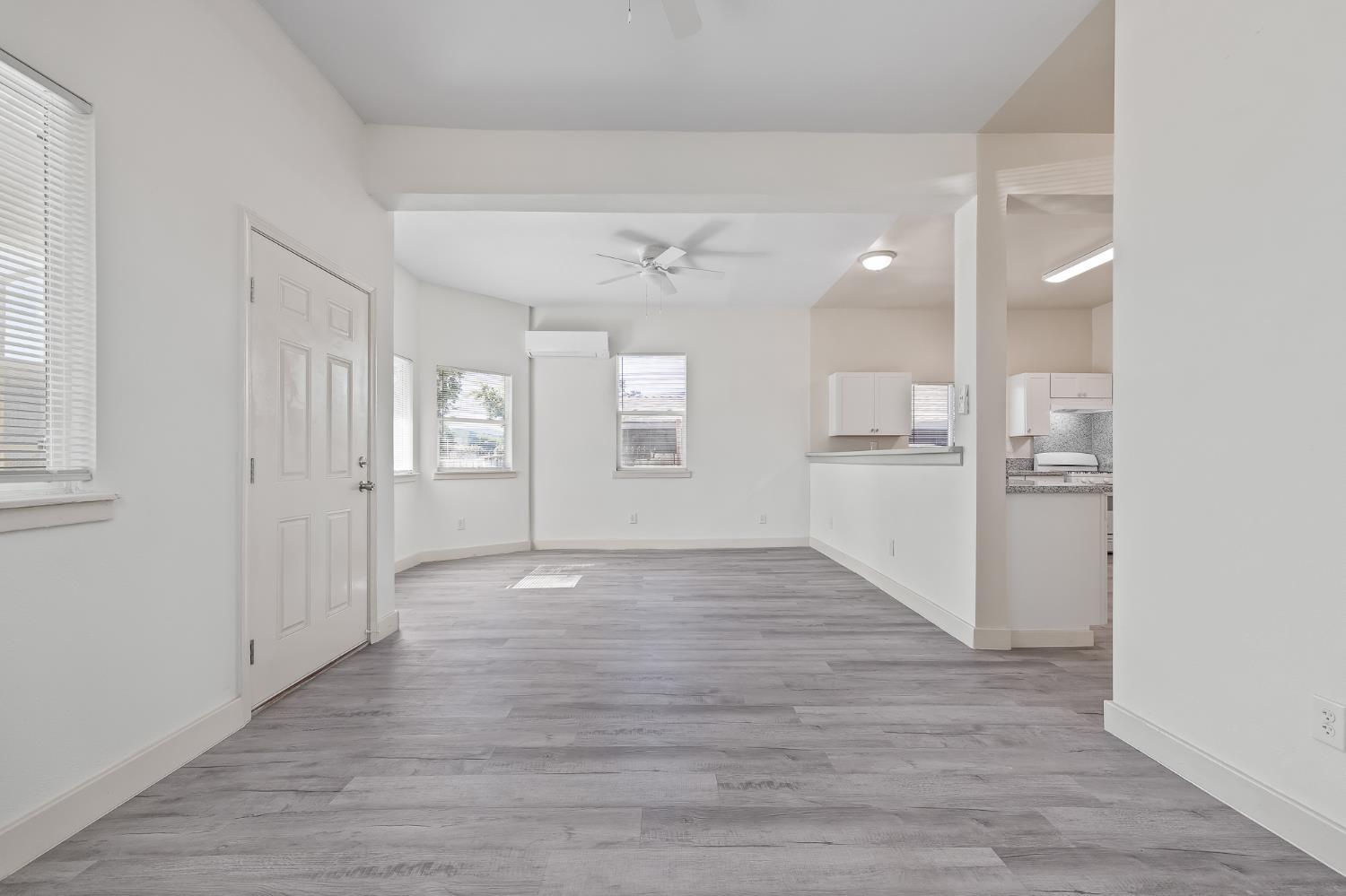 419 N Thesta, Fresno, CA 93701