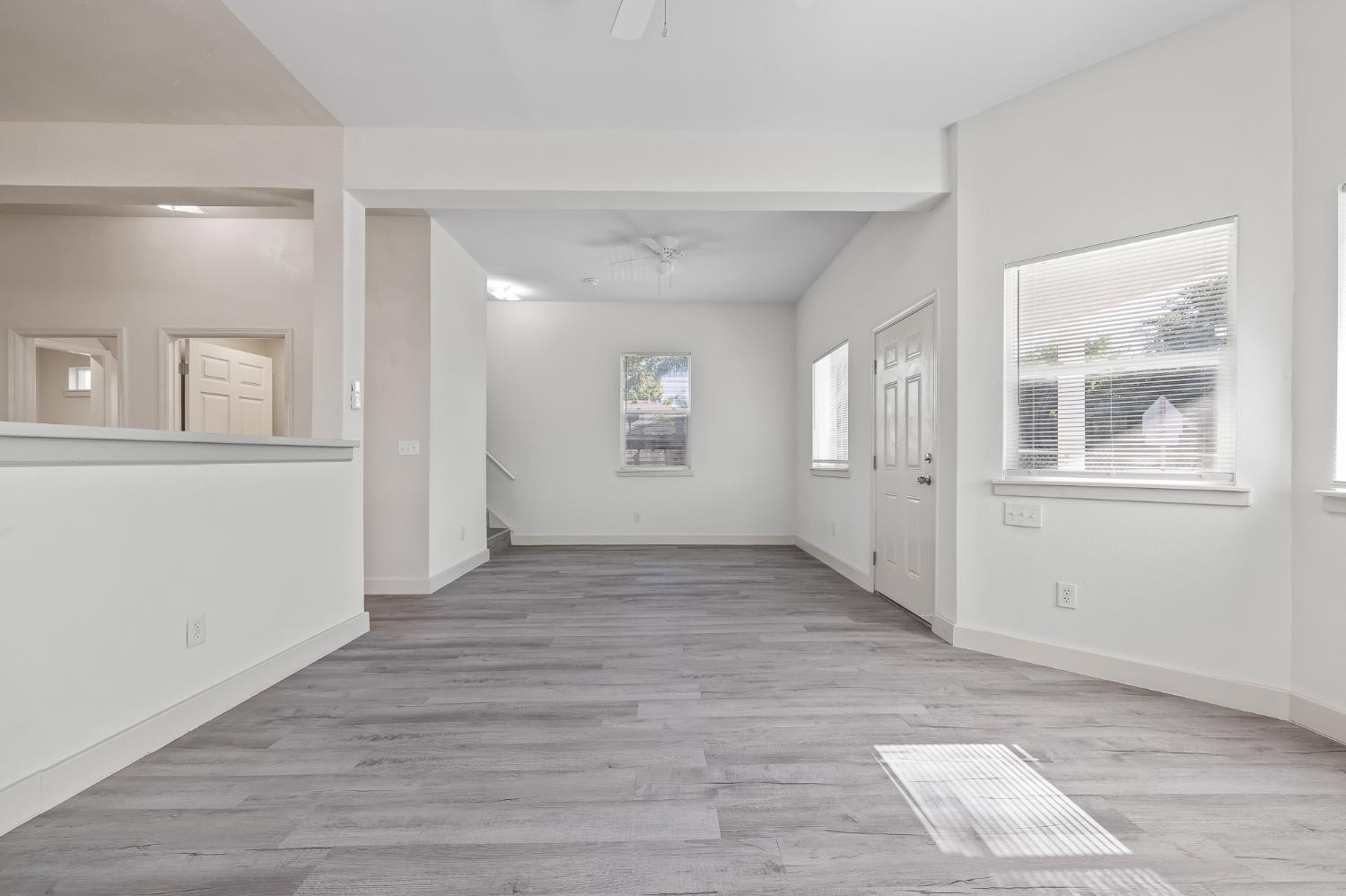 419 N Thesta, Fresno, CA 93701