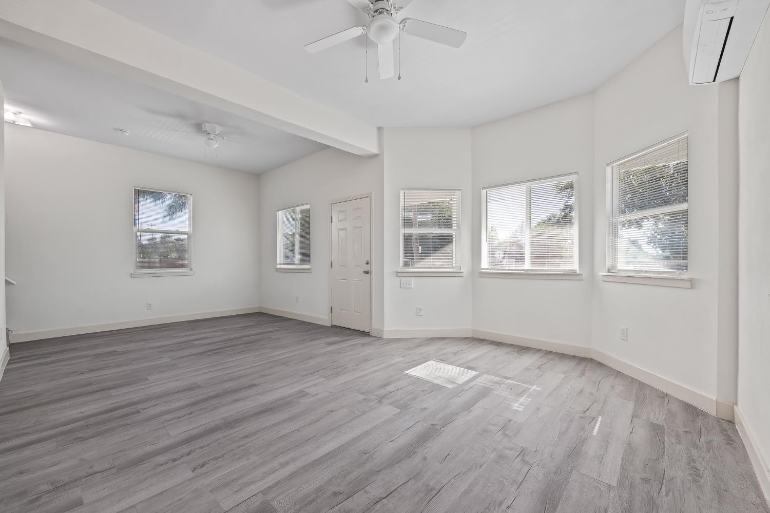 419 N Thesta, Fresno, CA 93701