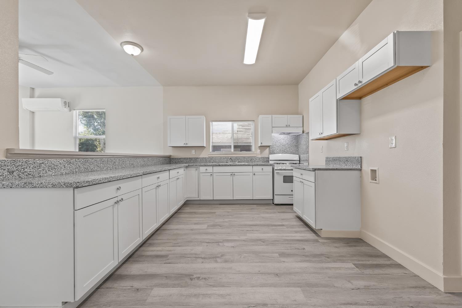 419 N Thesta, Fresno, CA 93701