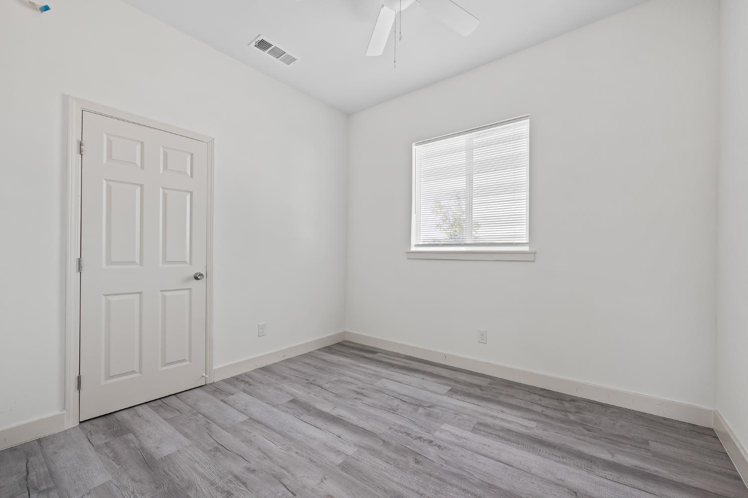 419 N Thesta, Fresno, CA 93701