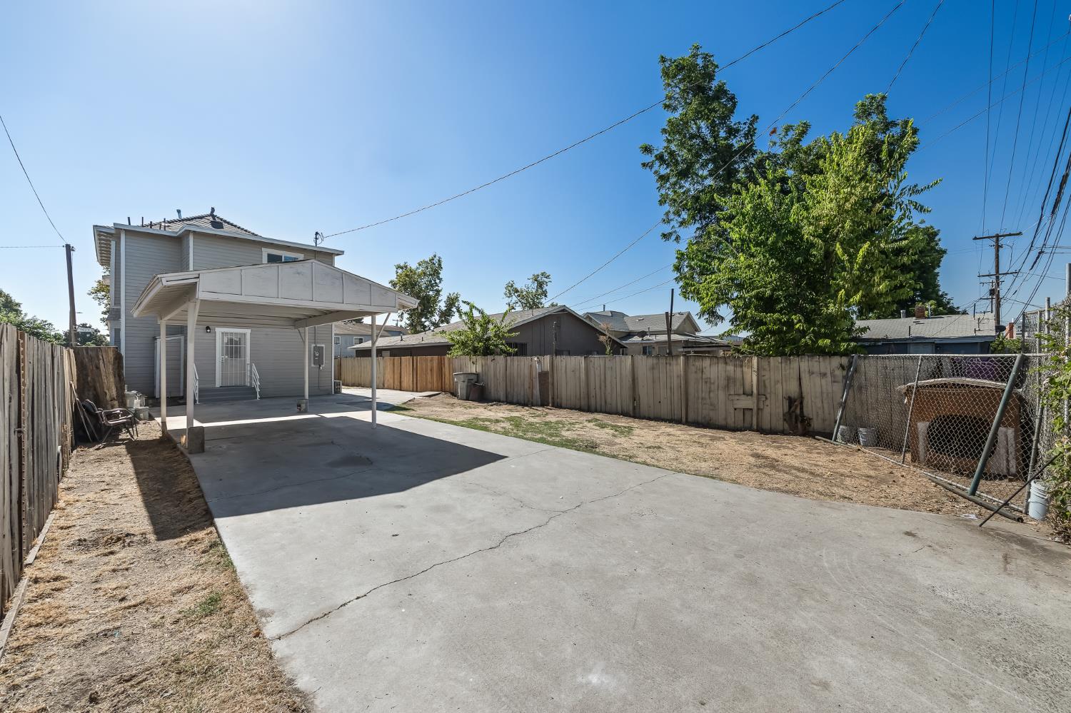 419 N Thesta, Fresno, CA 93701