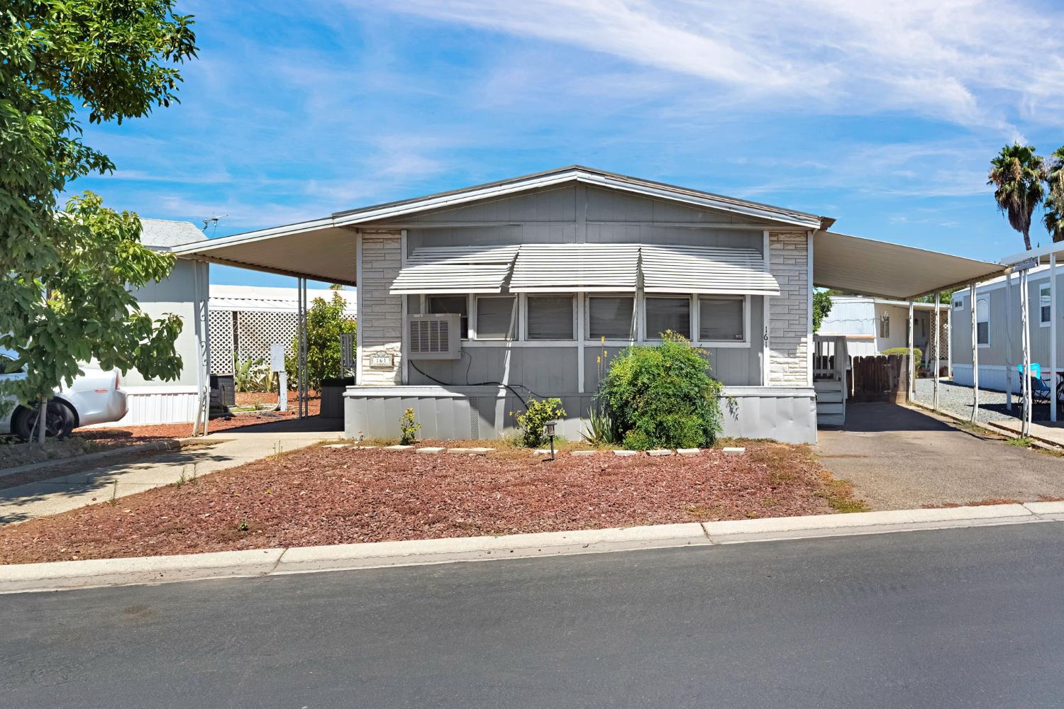 1218 E Cleveland Ave #161, Madera, CA 93638