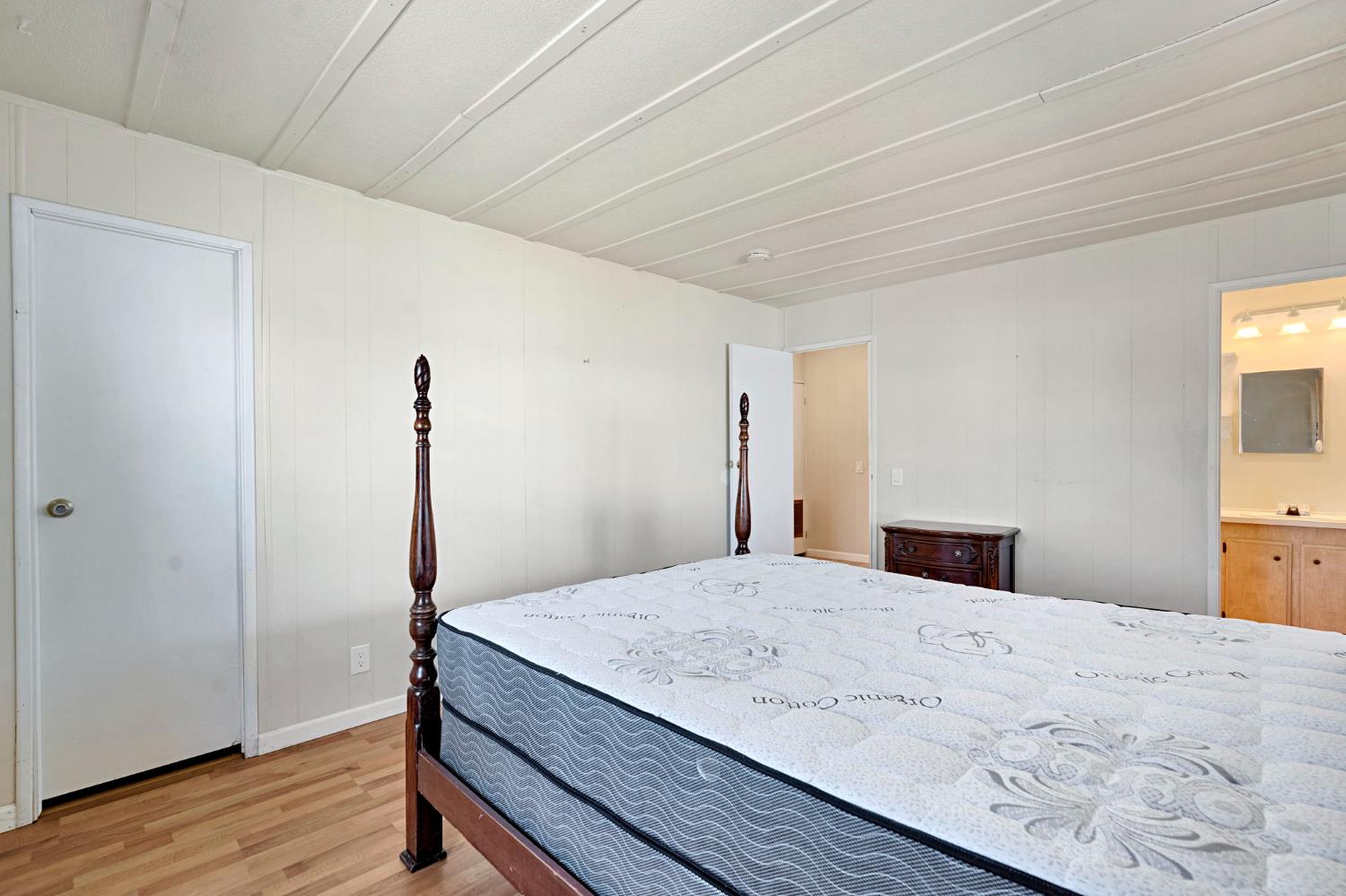 1218 E Cleveland Ave #161, Madera, CA 93638