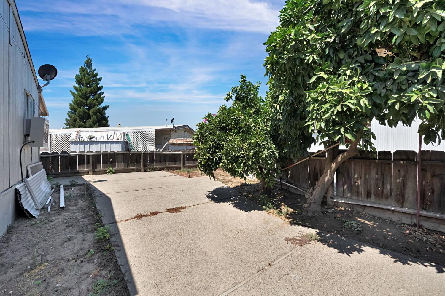 1218 E Cleveland Ave #161, Madera, CA 93638