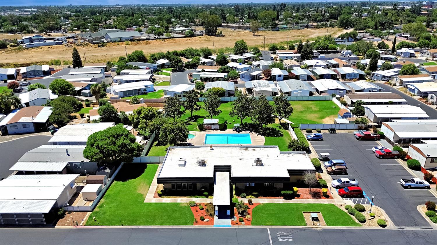 1218 E Cleveland Ave #161, Madera, CA 93638