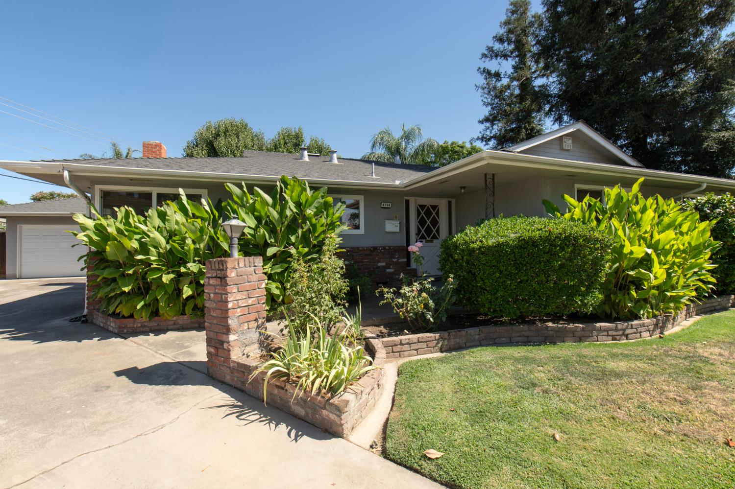 4754 N 4Th St, Fresno, CA 93726
