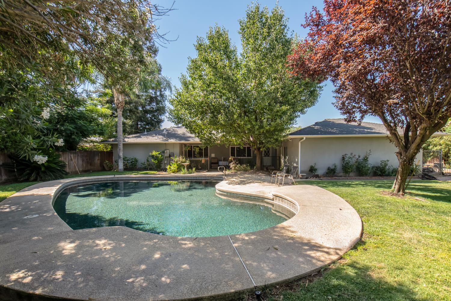 4754 N 4Th St, Fresno, CA 93726
