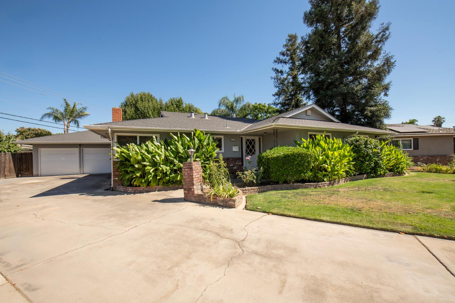 4754 N 4Th St, Fresno, CA 93726