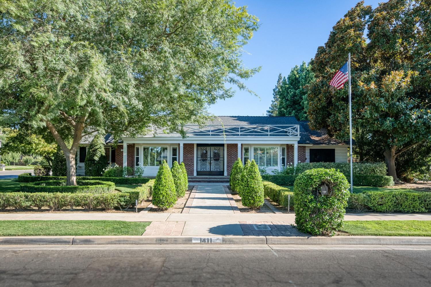 1411 W Sample Ave, Fresno, CA 93711