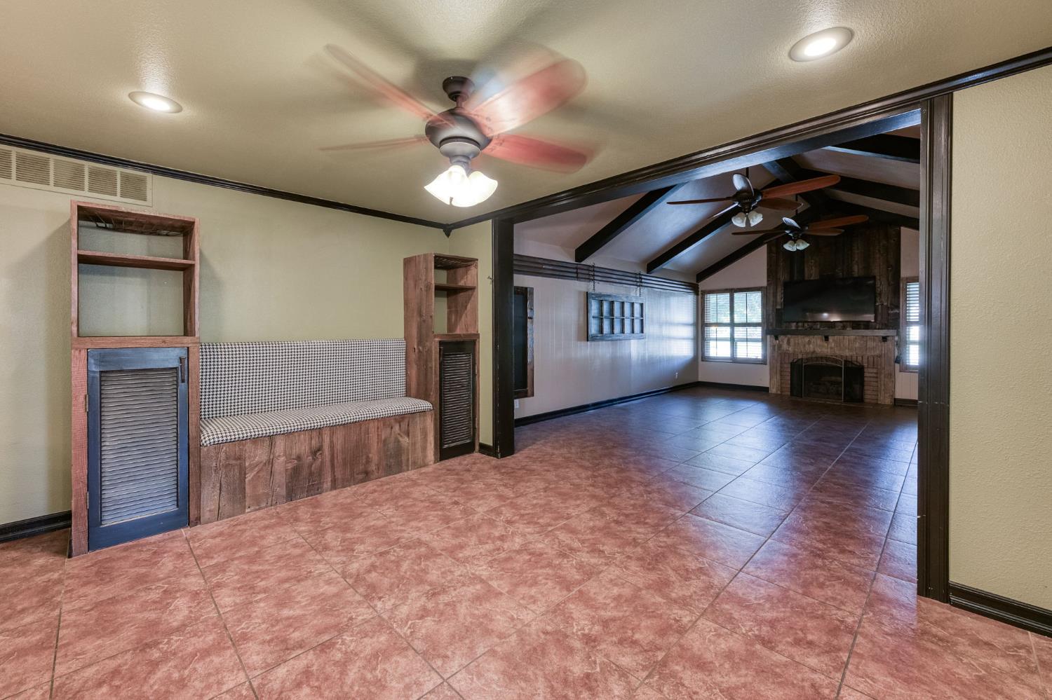 1411 W Sample Ave, Fresno, CA 93711